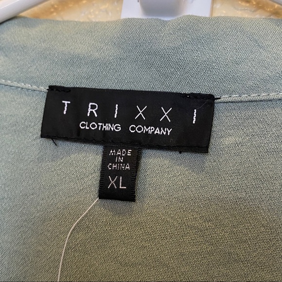 NWT TRIXXI clothing company Romper Francesca's NWT green shorts wrap XL - Picture 5 of 6